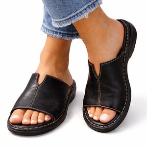 Born Black Leather Wedge Sandals Women’s Size 8